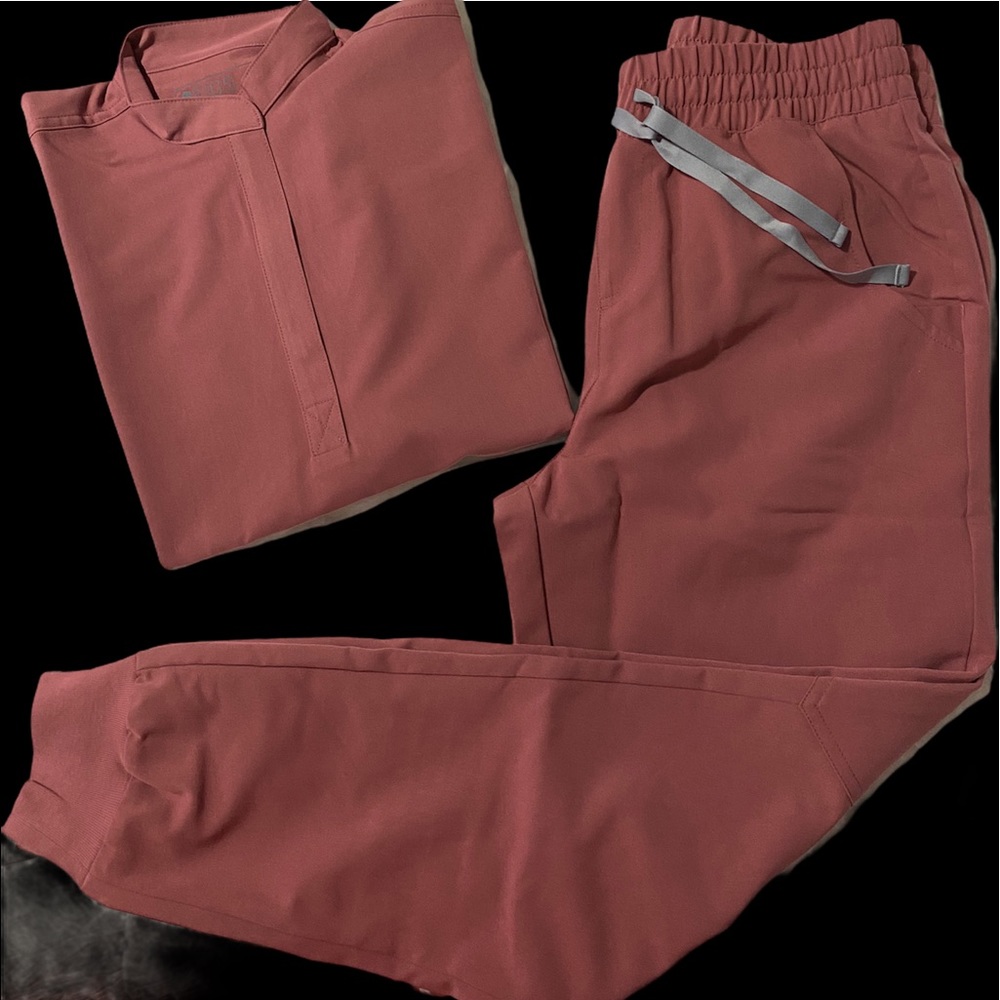 Figs scrubs in Mauve set